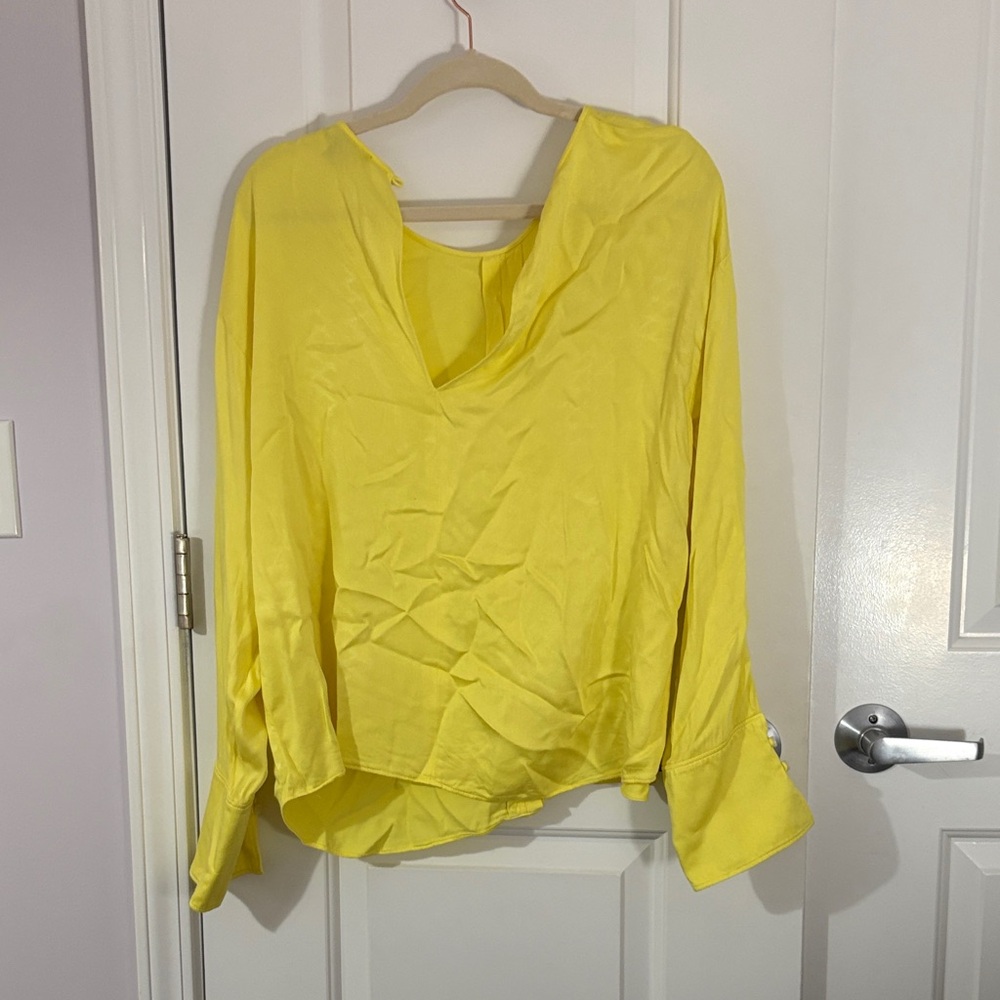 Yellow Women's Top something navy size L